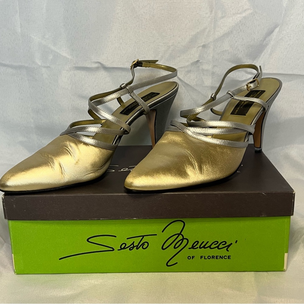 Vintage Sesto light gold/light silver satiny pumps